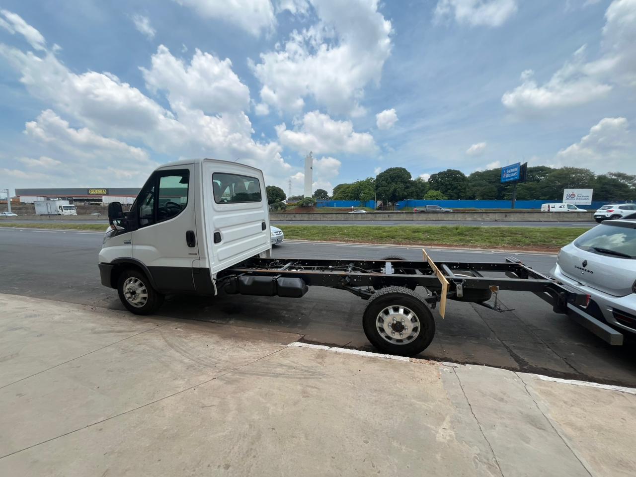 WhatsApp Image 2025-12-03 at 11.26.54 (3)