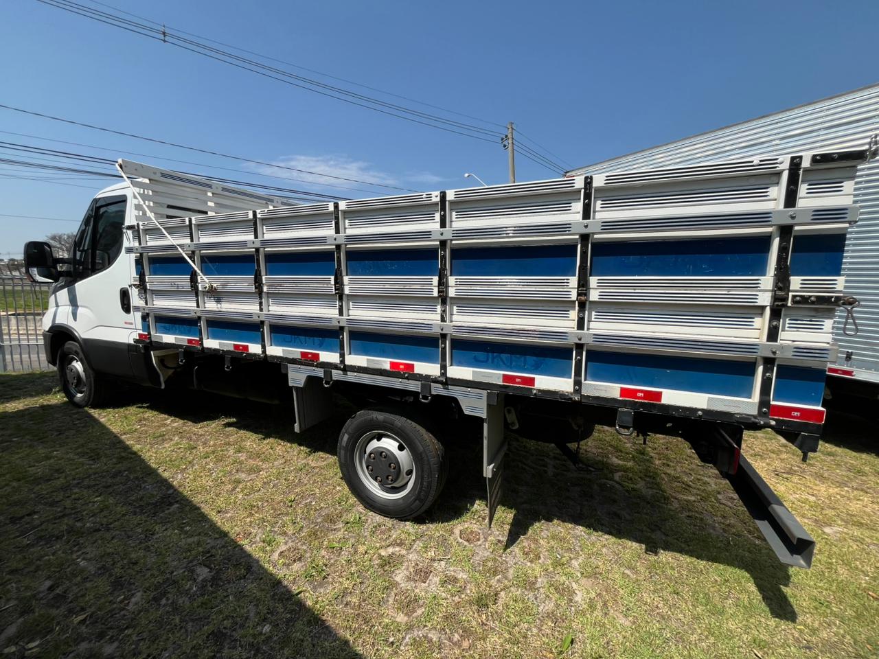 WhatsApp Image 2025-09-09 at 09.00.57 (3)