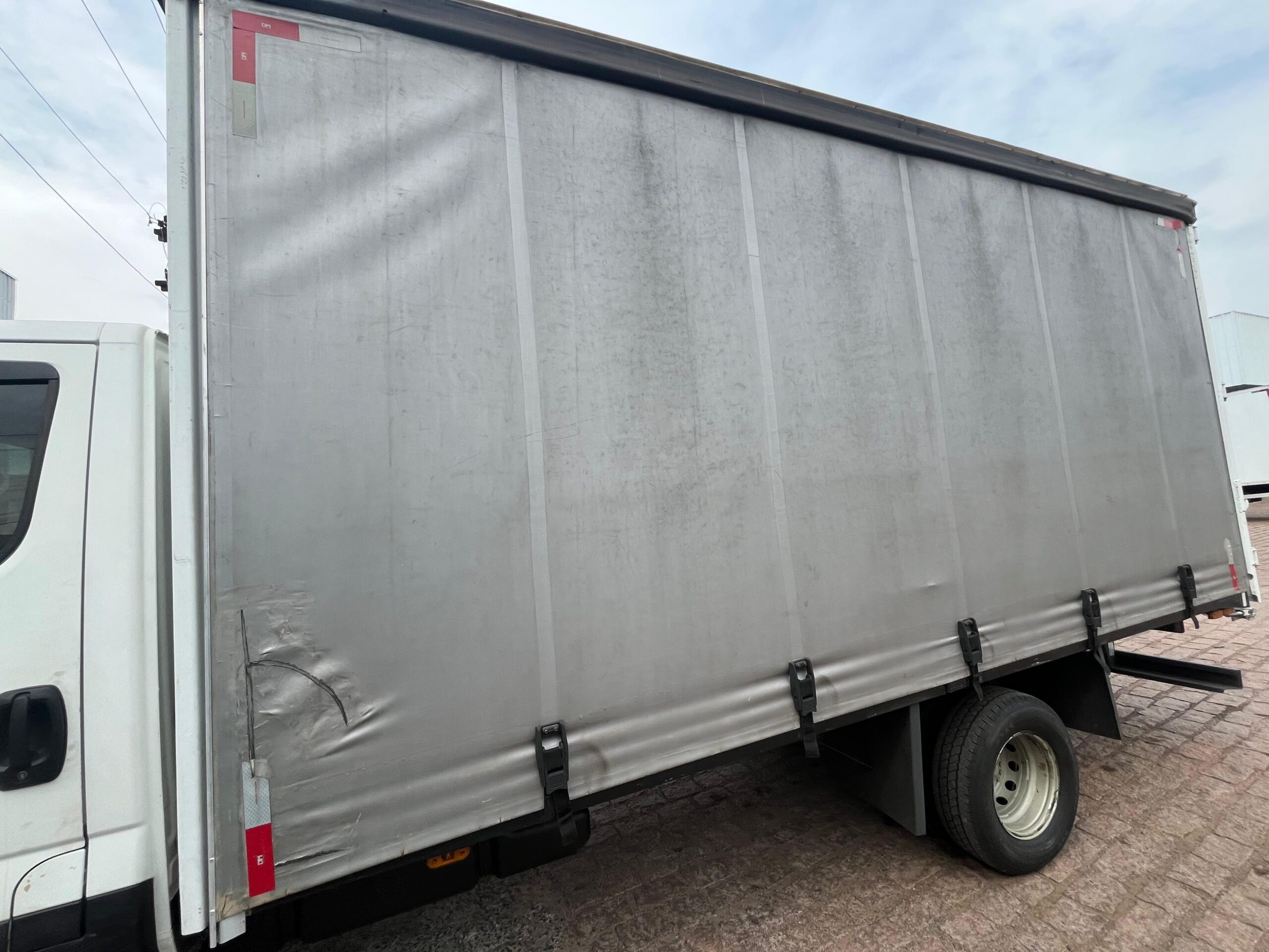 WhatsApp Image 2025-09-16 at 15.03.19 (1)