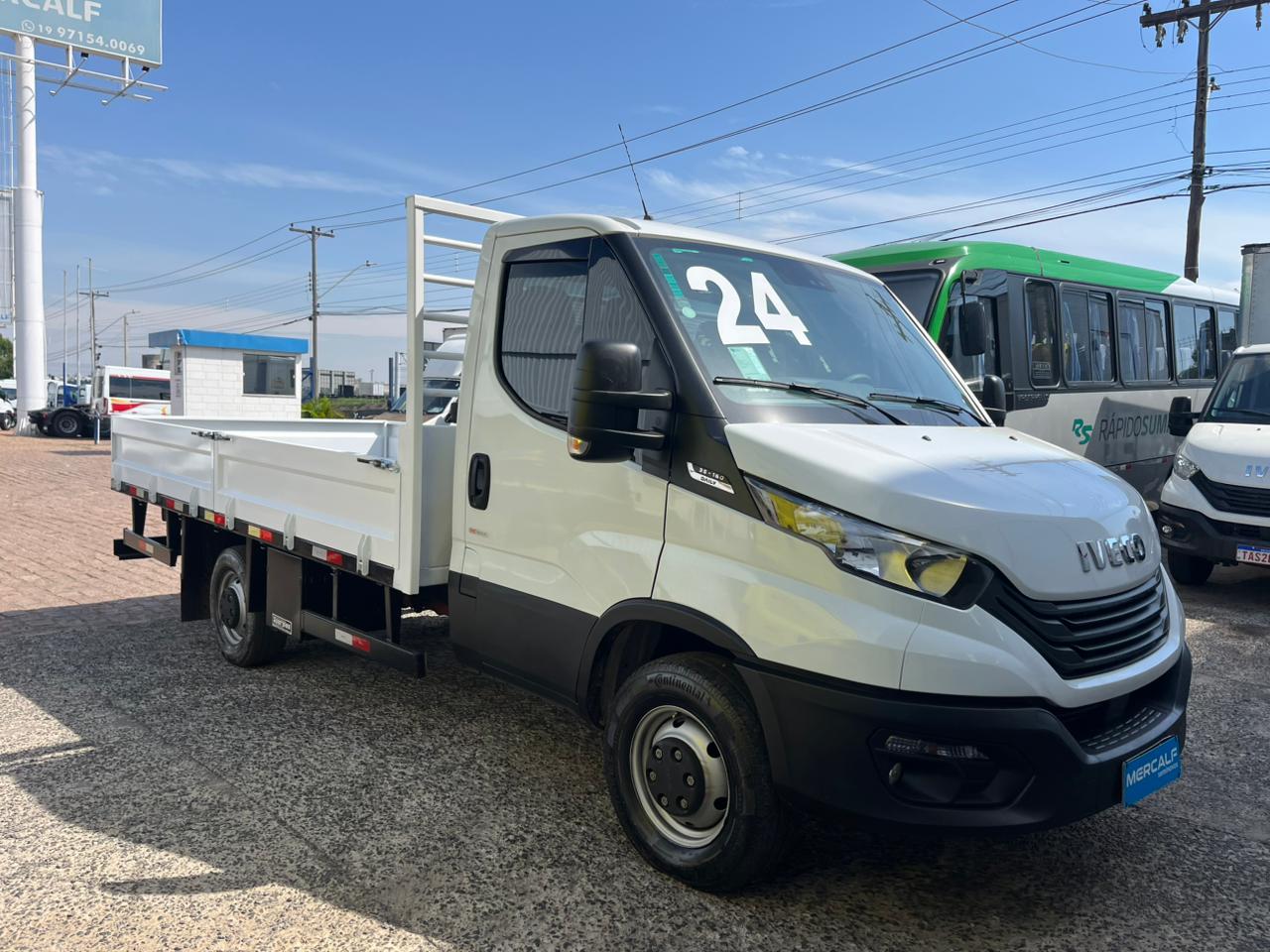 WhatsApp Image 2025-11-18 at 10.46.36