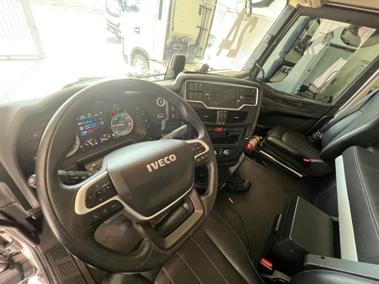 WhatsApp Image 2025-12-08 at 10.01.34